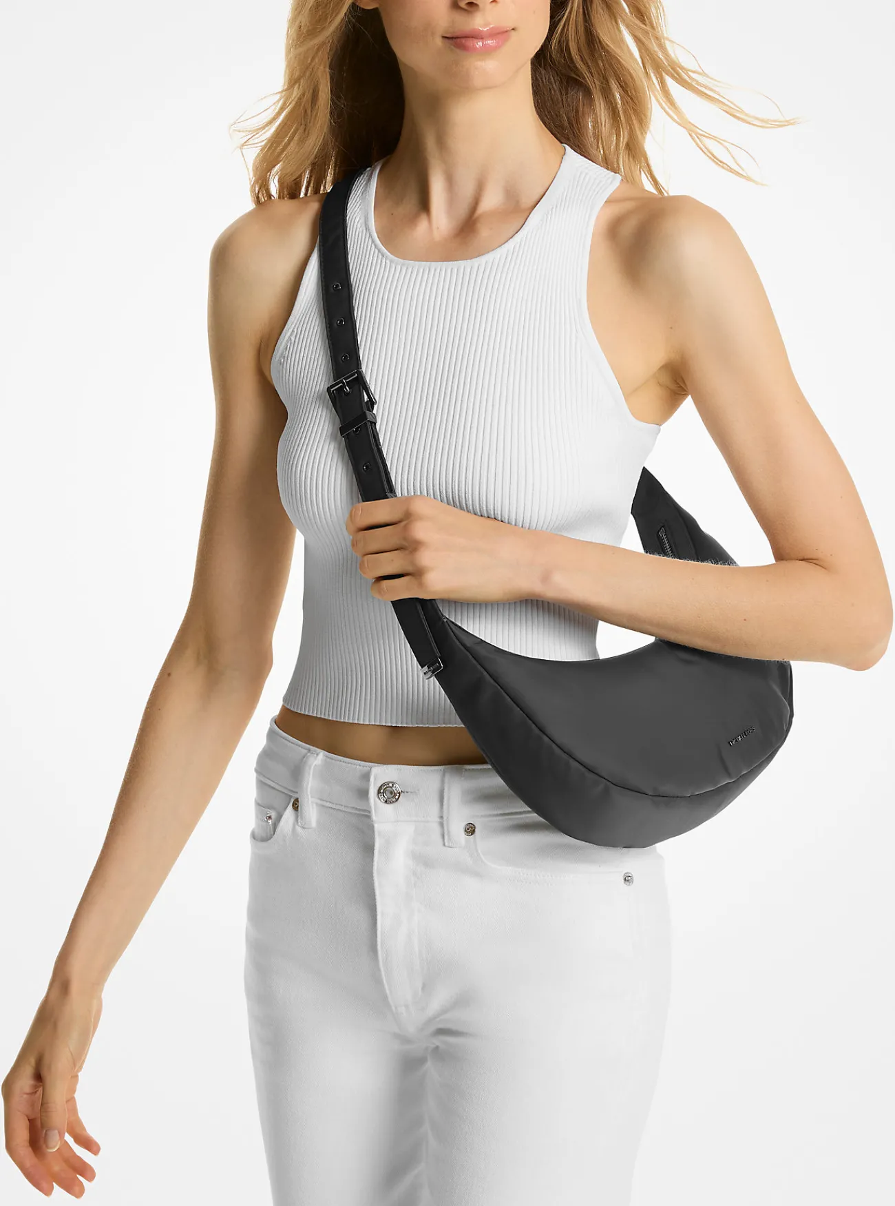Michael Kors Crossbodytas Avra van nylon, middelgroot ZWART Best