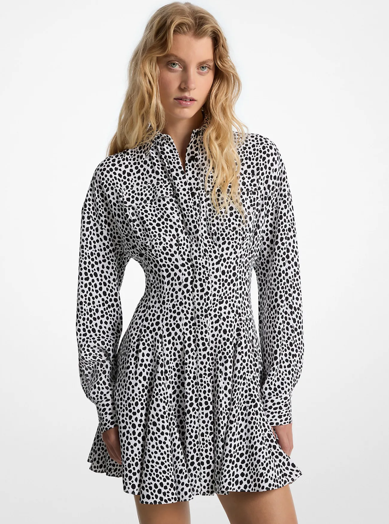 Michael Kors Overhemdjurk van cr&ecirc;pe met plooien en jachtluipaardprint New