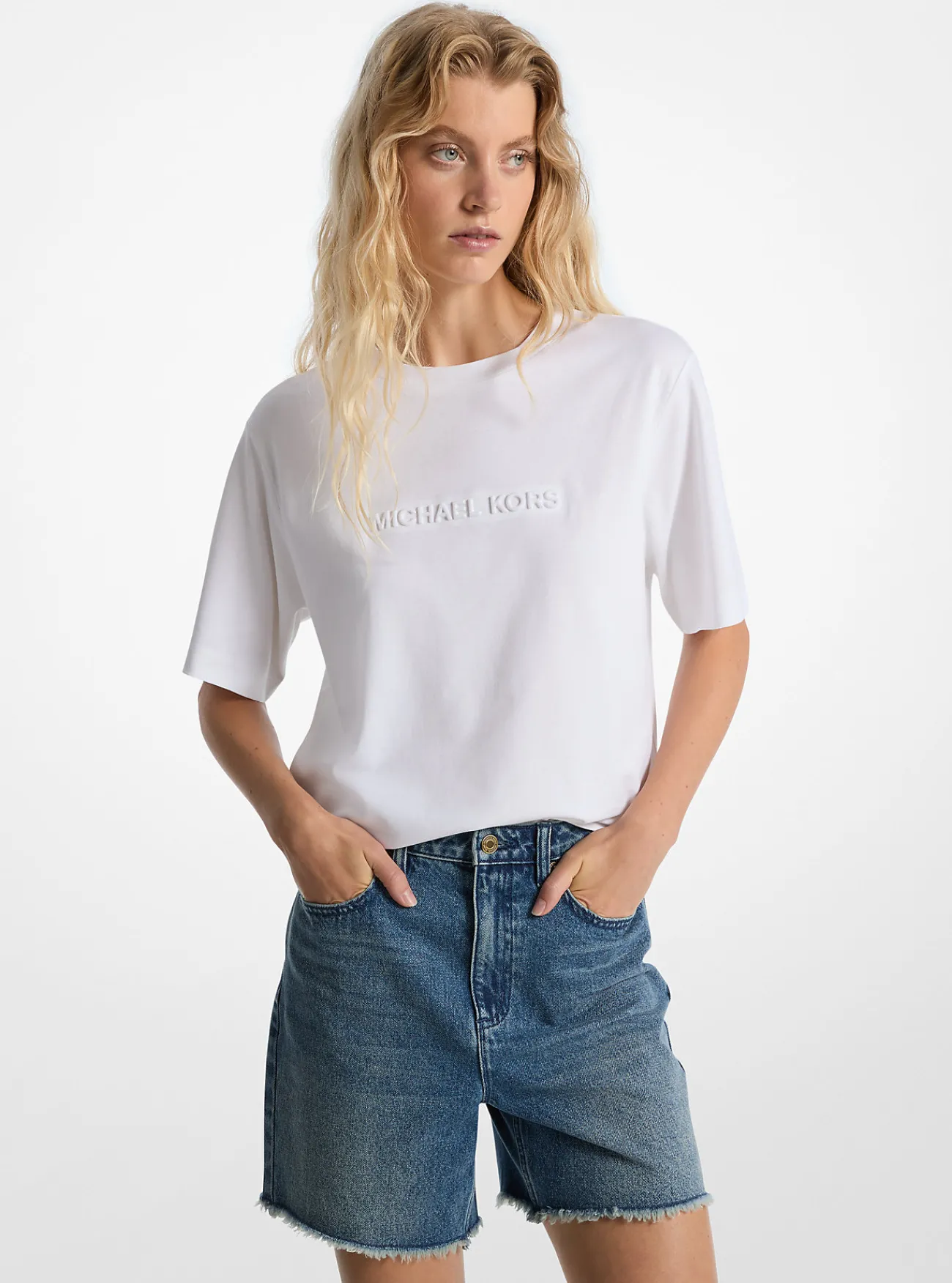 Michael Kors T-shirt van katoen met reli&euml;flogo WIT Outlet