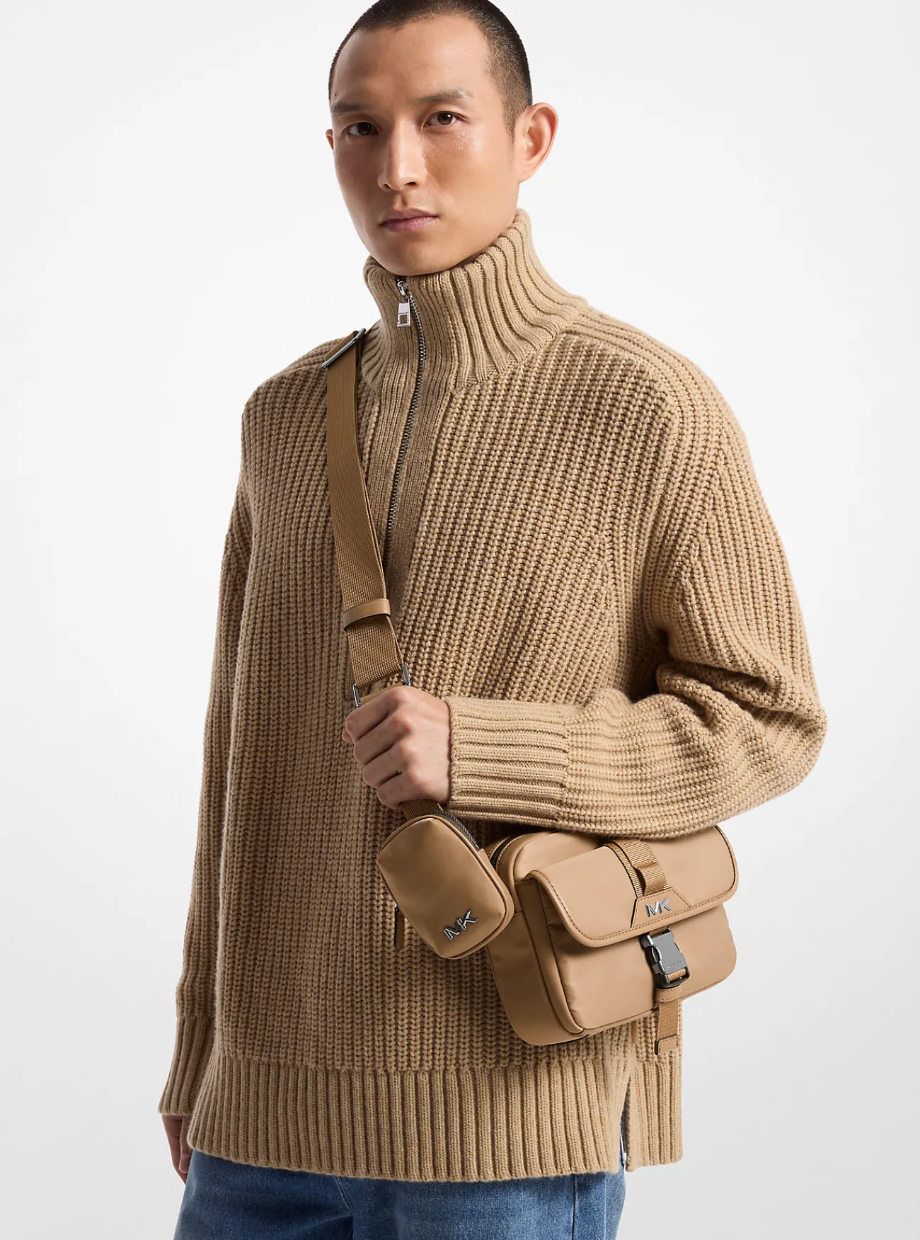 Michael Kors Utility-crossbodytas Brooklyn van gerecycled nylon Online